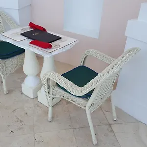 Ocean West Boutique Nassau